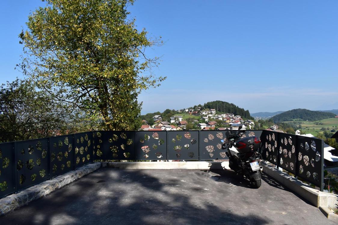 Apartmaji Lejardin Škofljica Buitenkant foto